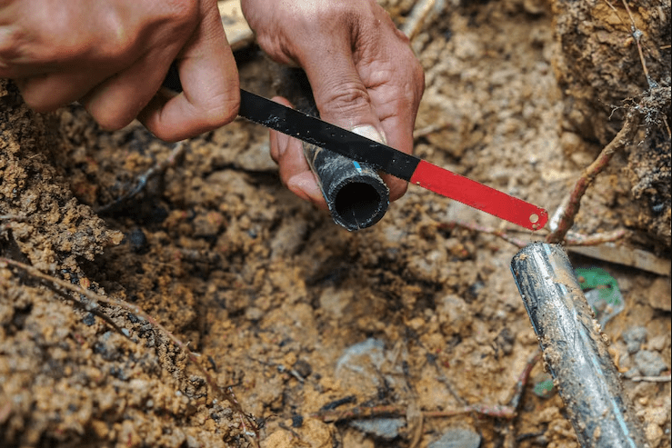 Licensed plumber providing burst pipe repair services in Redfern NSW